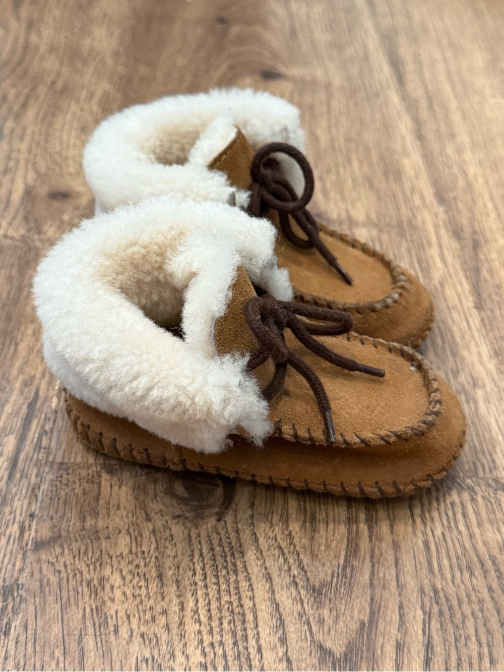 UGG Sparrow Chestnut Moccasin Booties Sz 4/5